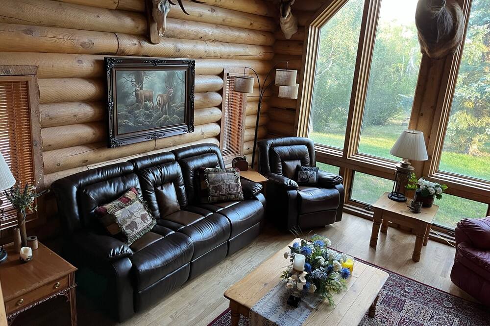 Photo of Livingroom in Oak Creek