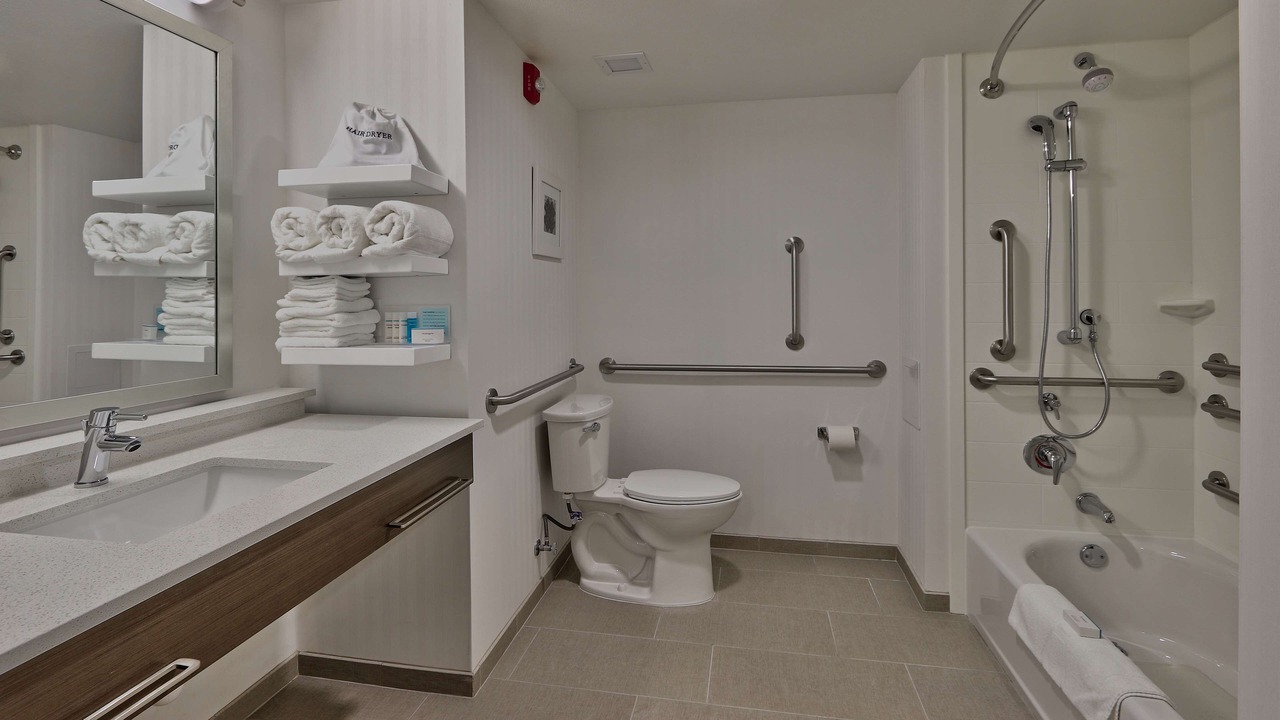 Photo of Bathroom in Artesia