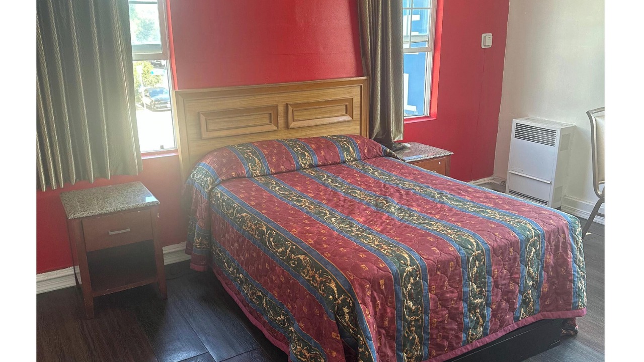 Photo of Bedroom in Little Armenia