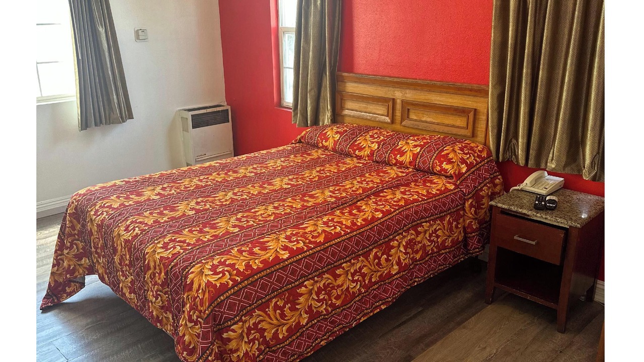 Photo of Bedroom in Little Armenia