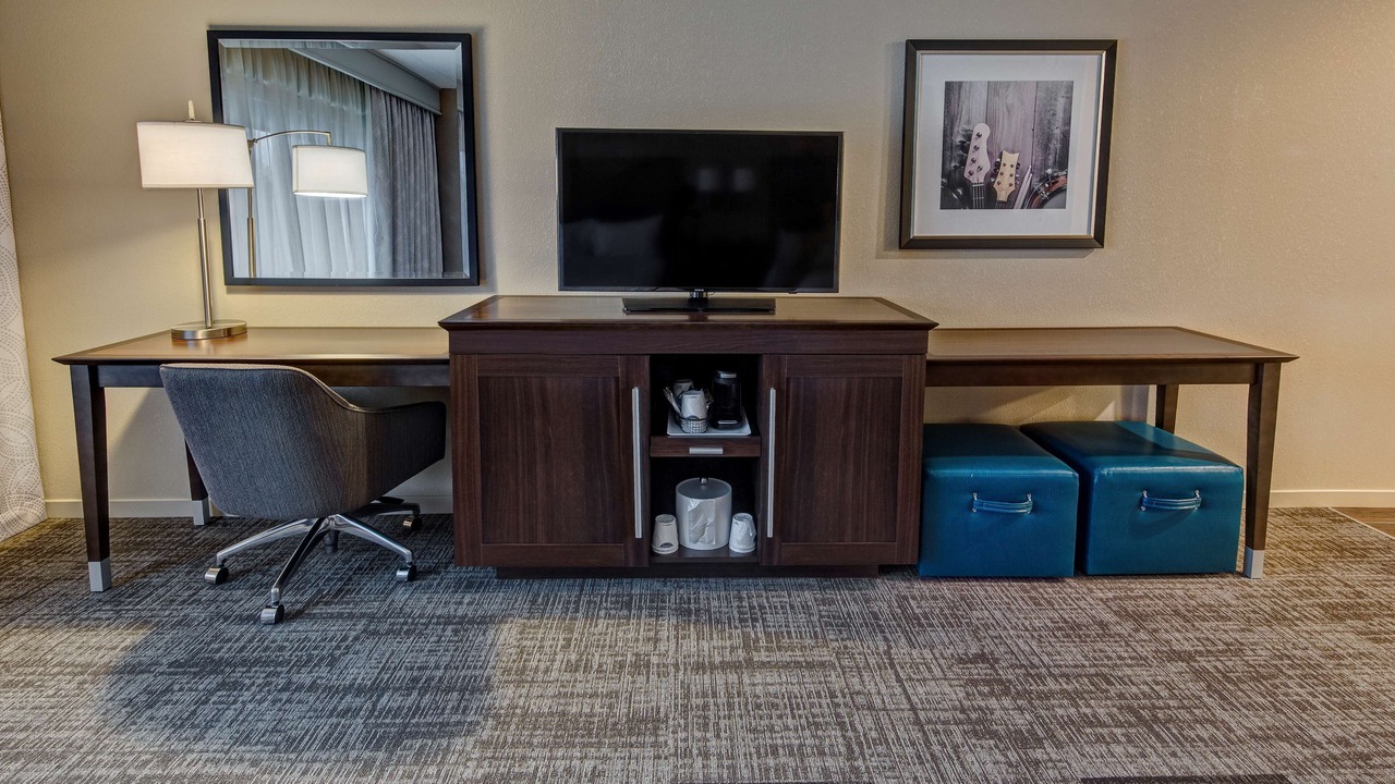 Photo of Bedroom in Hendersonville