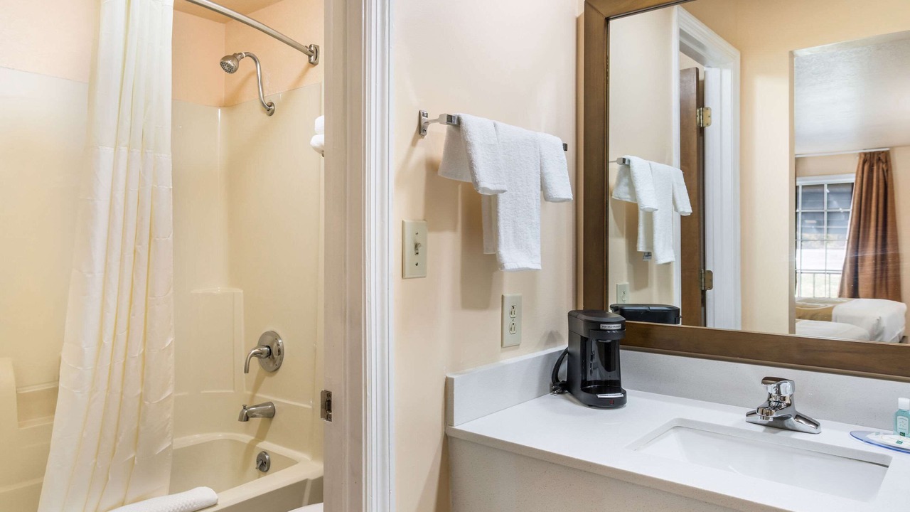 Photo of Bathroom in Pulaski