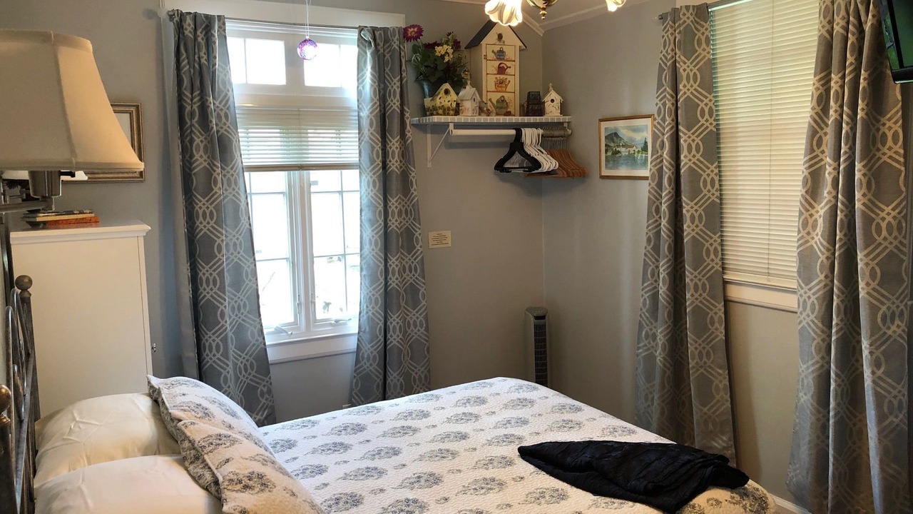 Photo of Bedroom in Bolton Landing