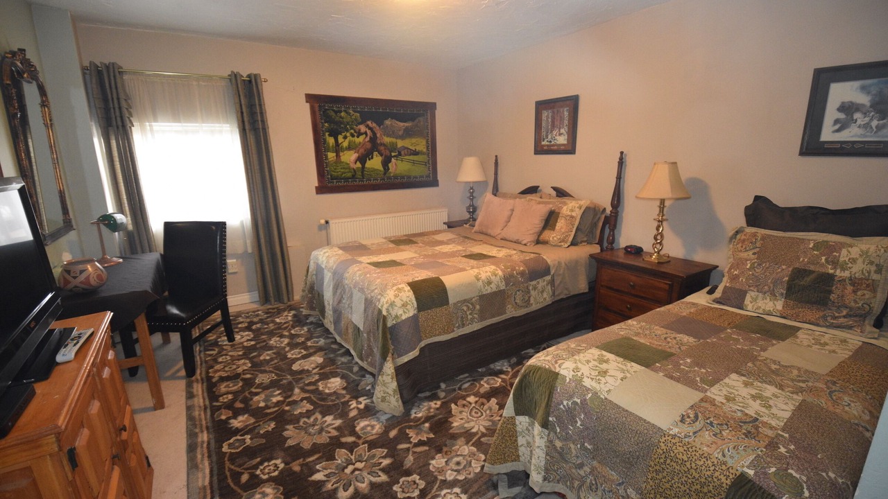 Photo of Bedroom in Fairbanks