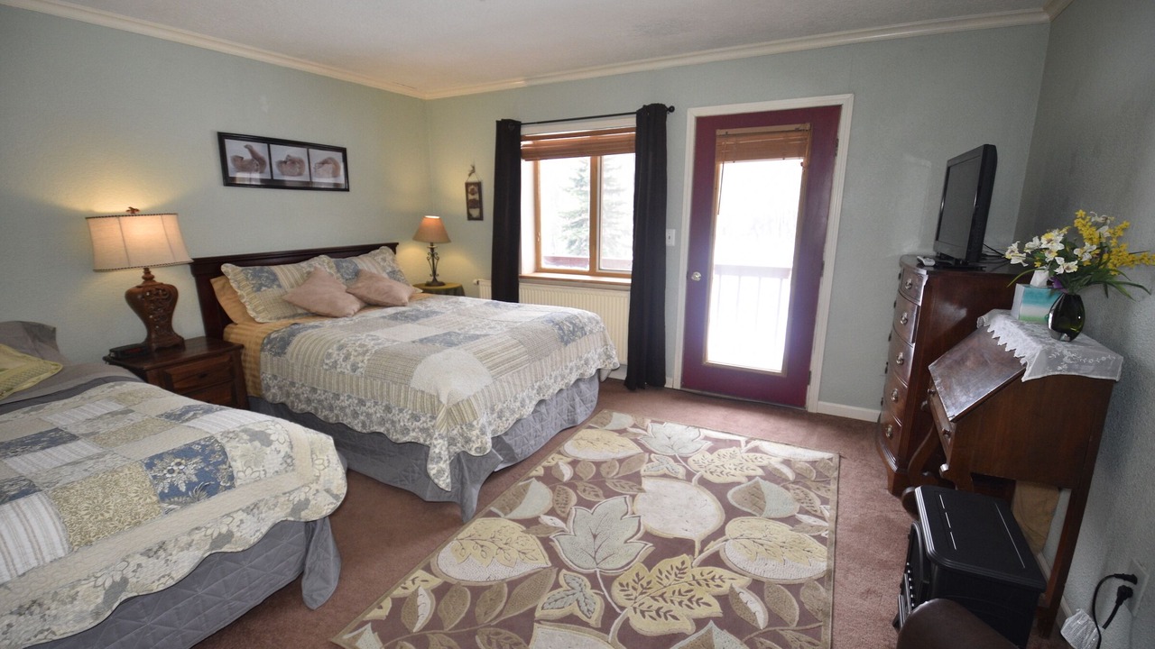 Photo of Bedroom in Fairbanks