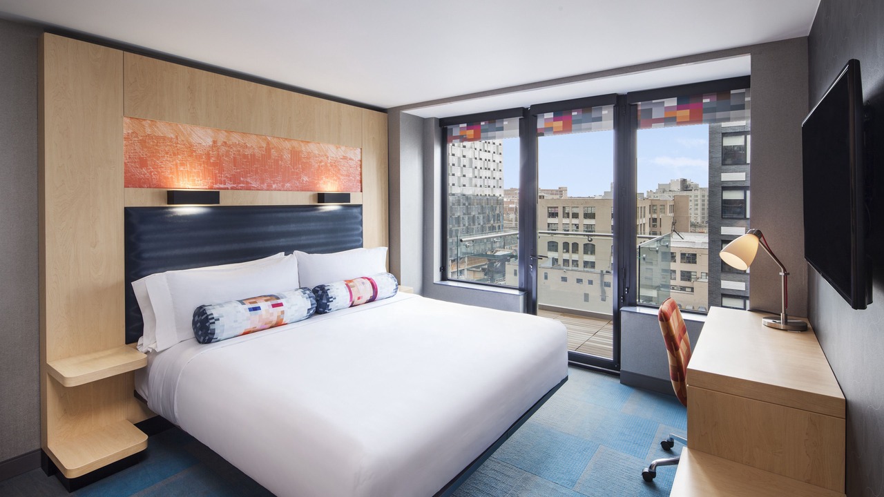 Photo of Bedroom in Hunters Point