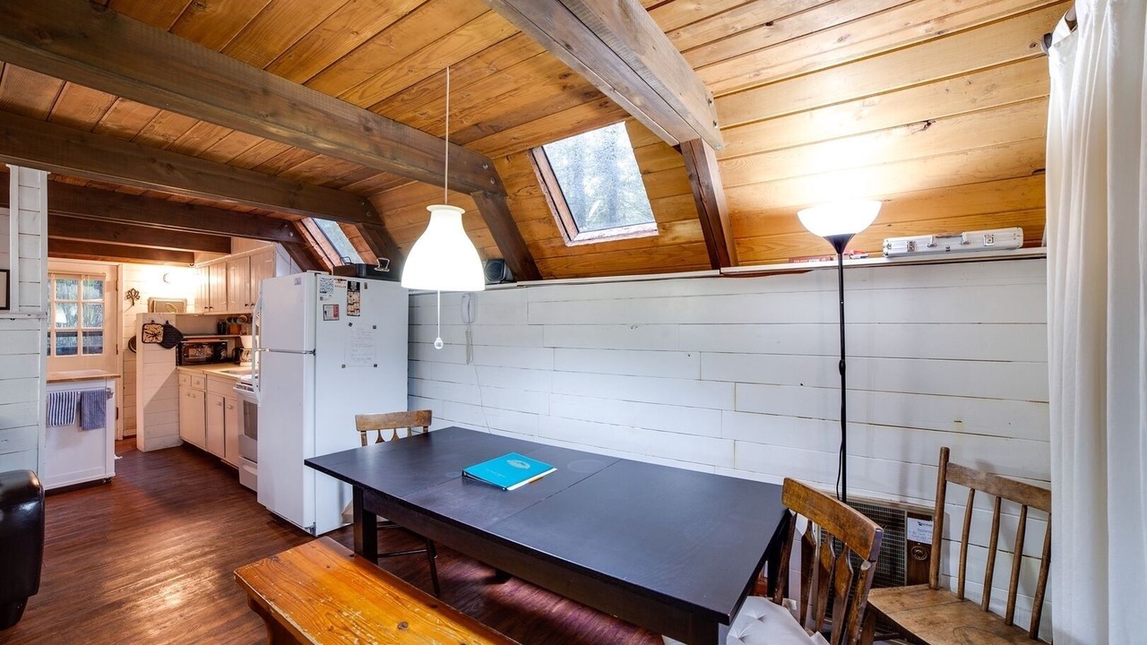 Photo of Bedroom in Glacier