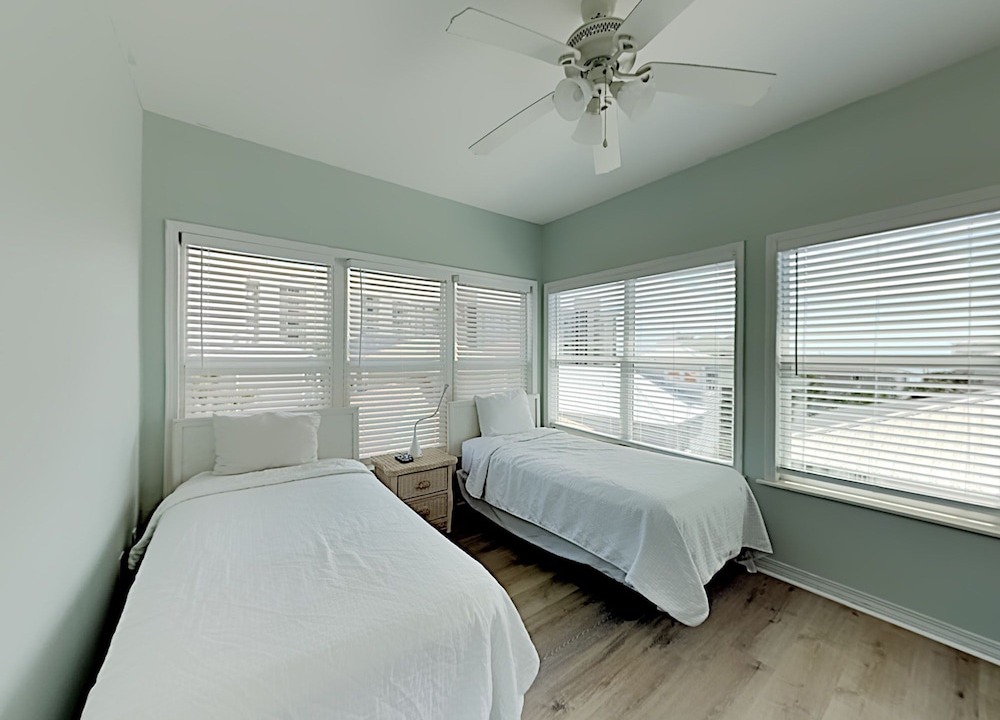 Photo of Bedroom in Miramar Beach