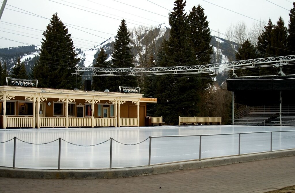 Photo of Buildings in Warm Springs