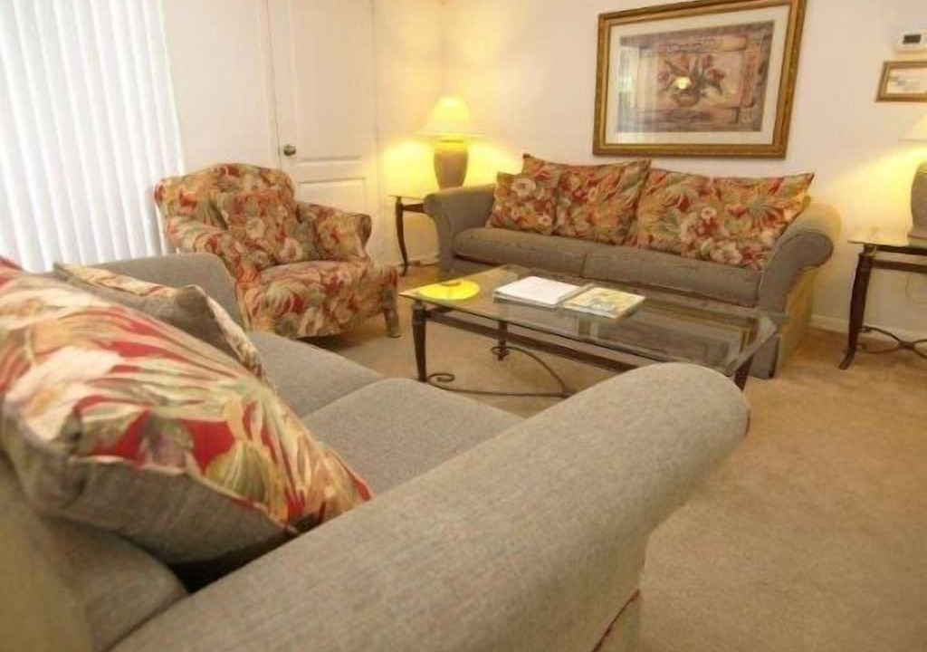 Photo of Livingroom in Tuscan Ridge