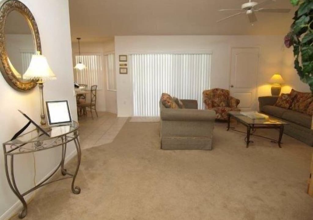 Photo of Livingroom in Tuscan Ridge
