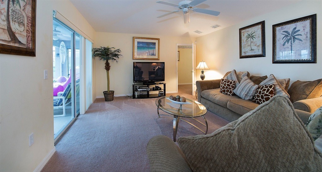Photo of Livingroom in Tuscan Ridge