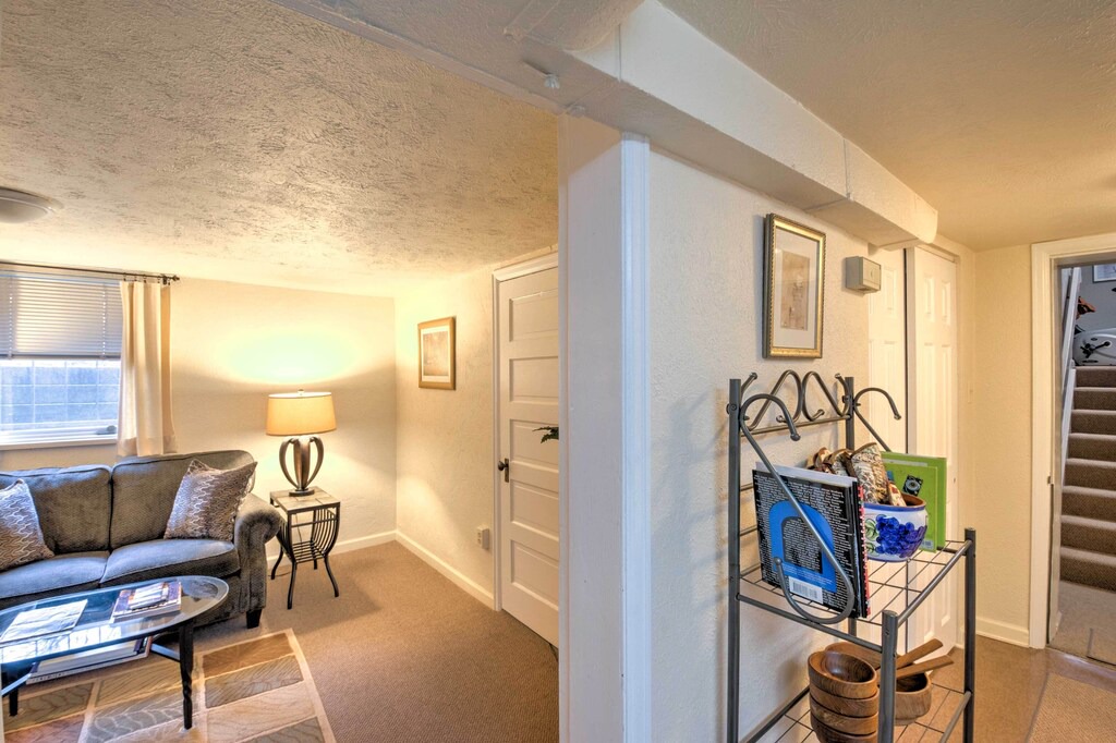 Photo of Livingroom in Lincoln Park