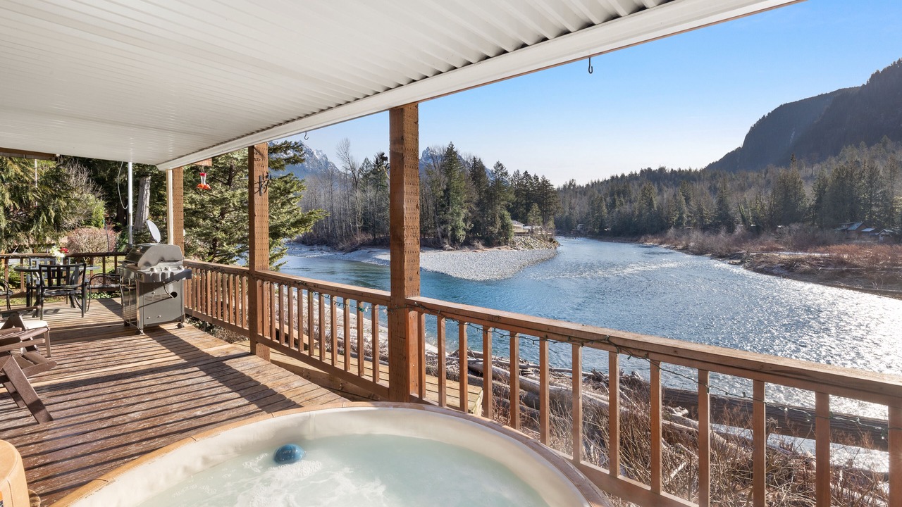 Photo of Patio Balcony in Gold Bar