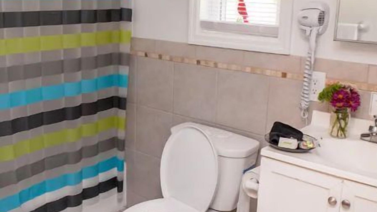 Photo of Bathroom in Middle Hope