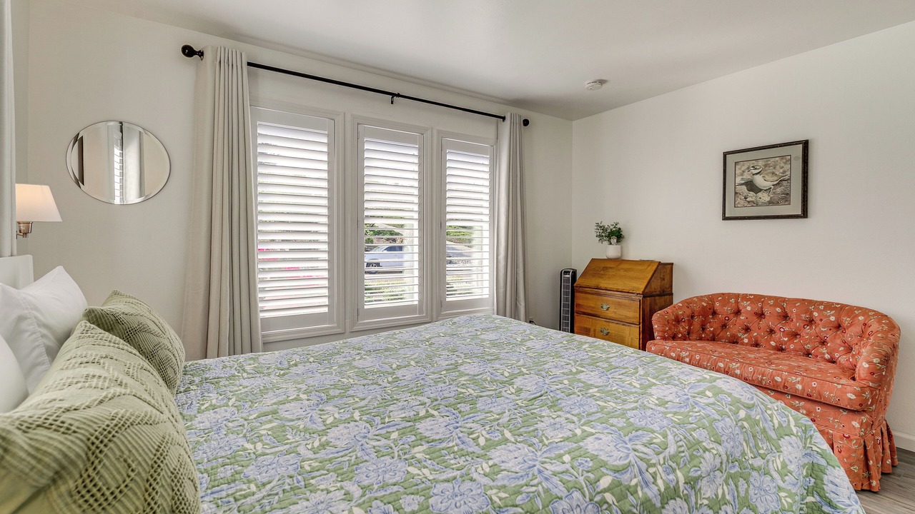 Photo of Bedroom in Anacortes