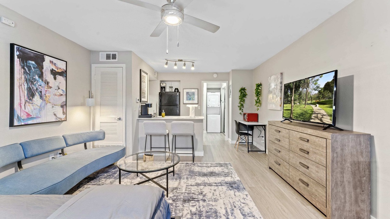 Photo of Livingroom in Allandale