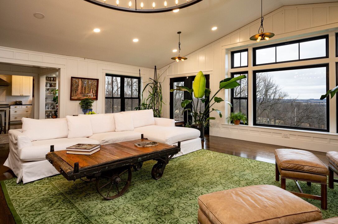 Photo of Livingroom in Skaneateles