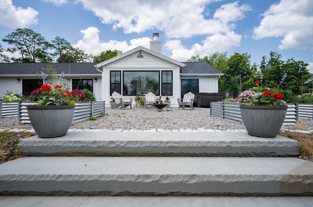 Photo of Patio Balcony in Skaneateles