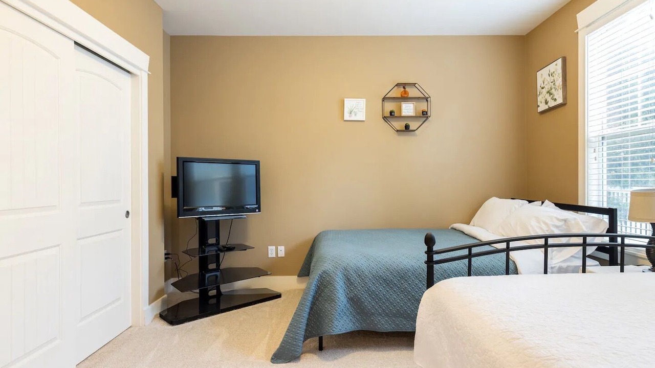 Photo of Bedroom in North Central Westminster