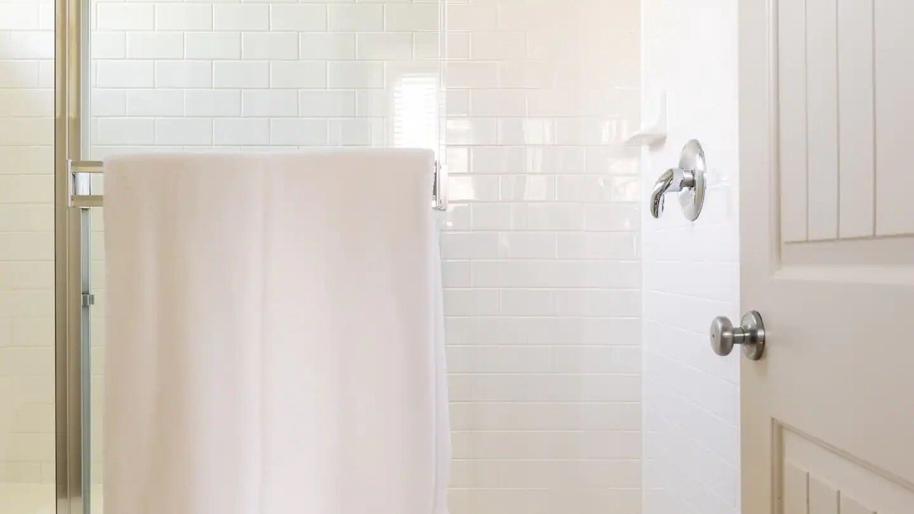 Photo of Bathroom in North Central Westminster