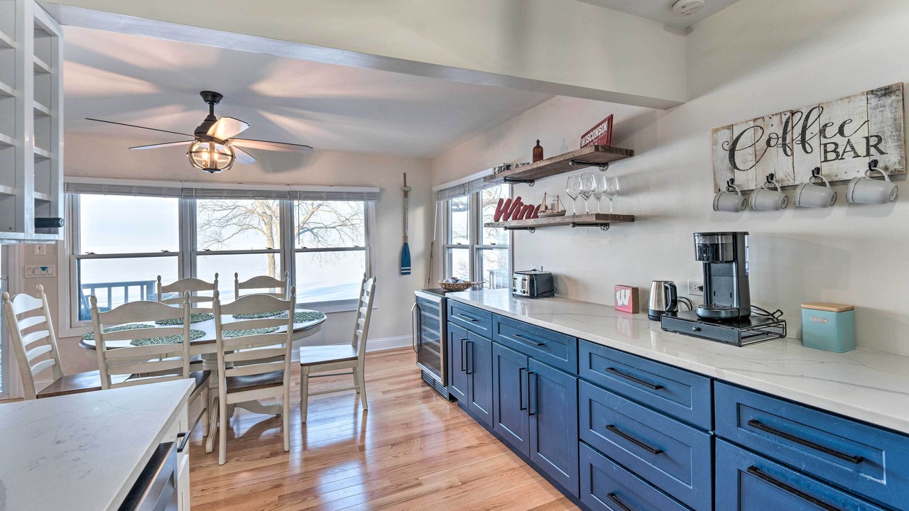 Photo of Kitchen in Lake Koshkonong
