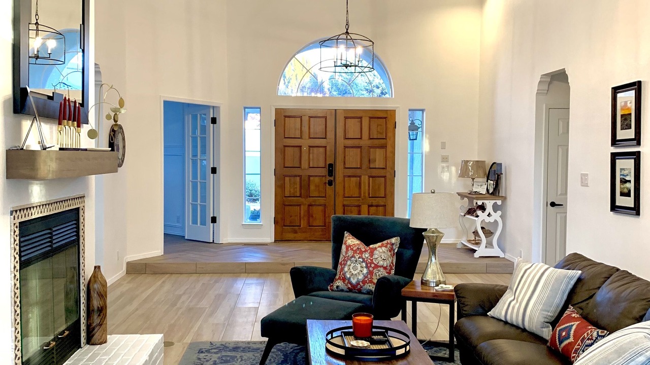 Photo of Livingroom in Northeast Heights