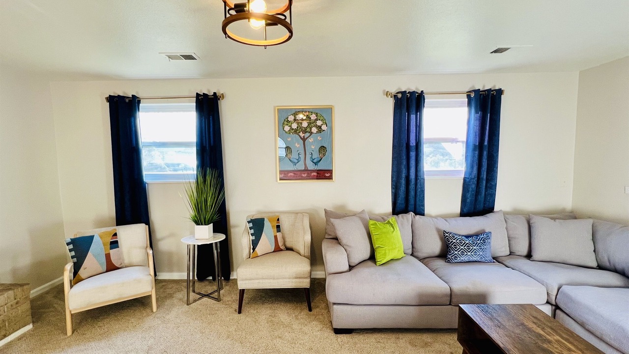 Photo of Livingroom in Lamar Heights Area