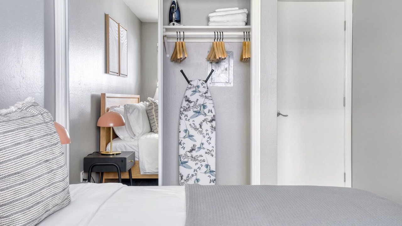 Photo of Bedroom in Central San Mateo