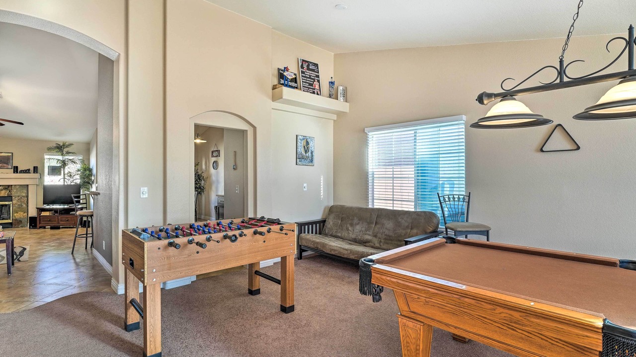 Photo of Livingroom in Green Valley North