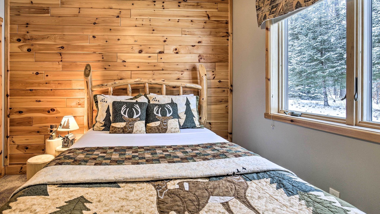 Photo of Bedroom in Phelps