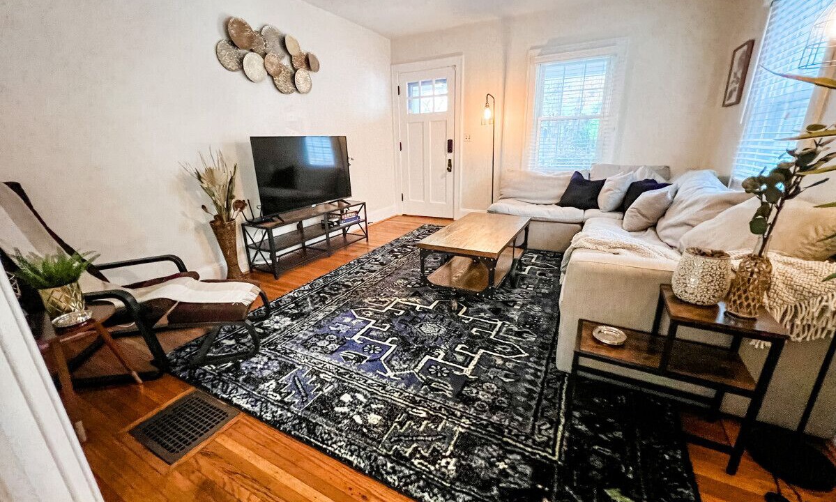 Photo of Bedroom in Roselawn Finance