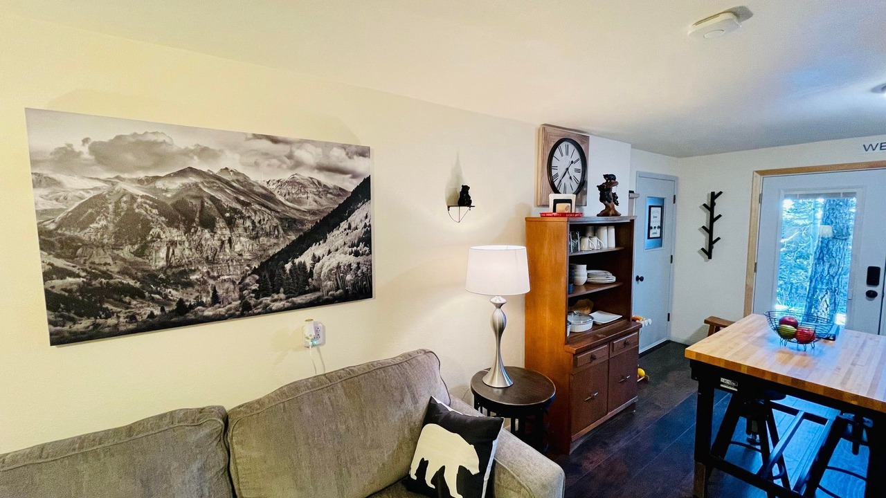 Photo of Livingroom in Doubleheader