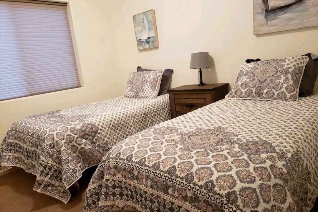 Photo of Bedroom in Coos Bay