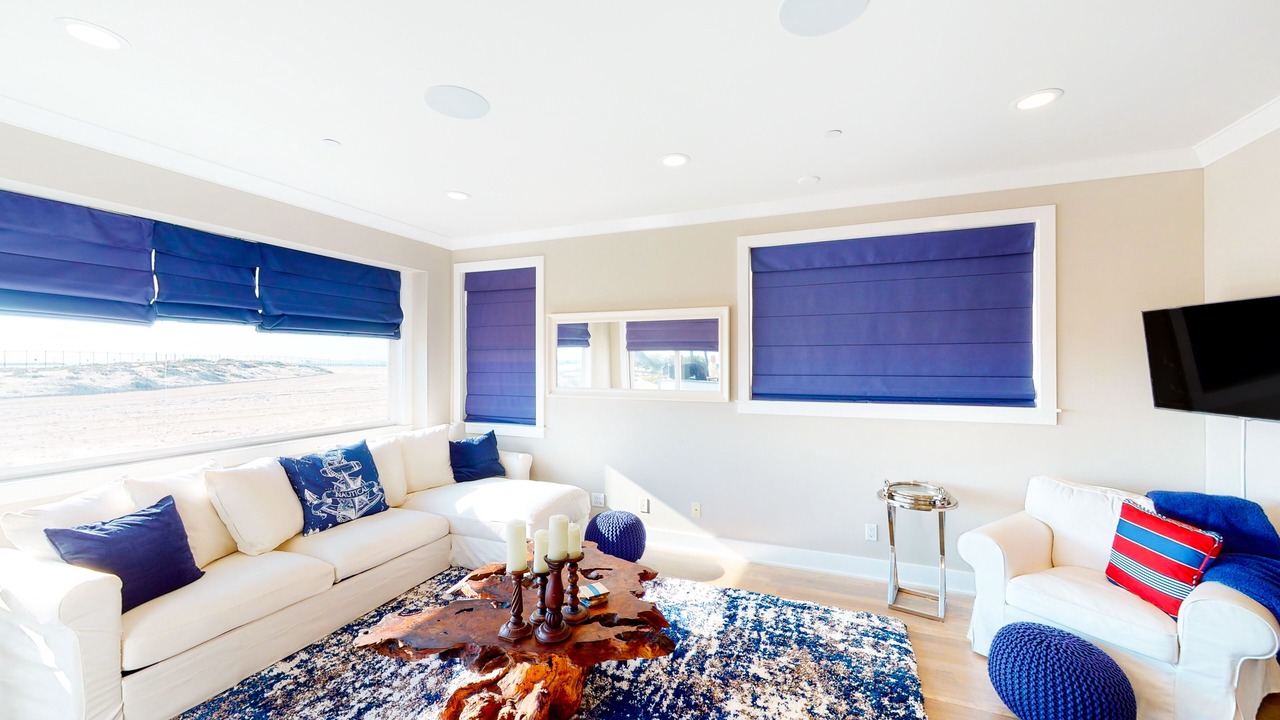 Photo of Livingroom in Old Towne