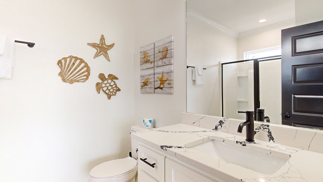 Photo of Bathroom in Audubon Place