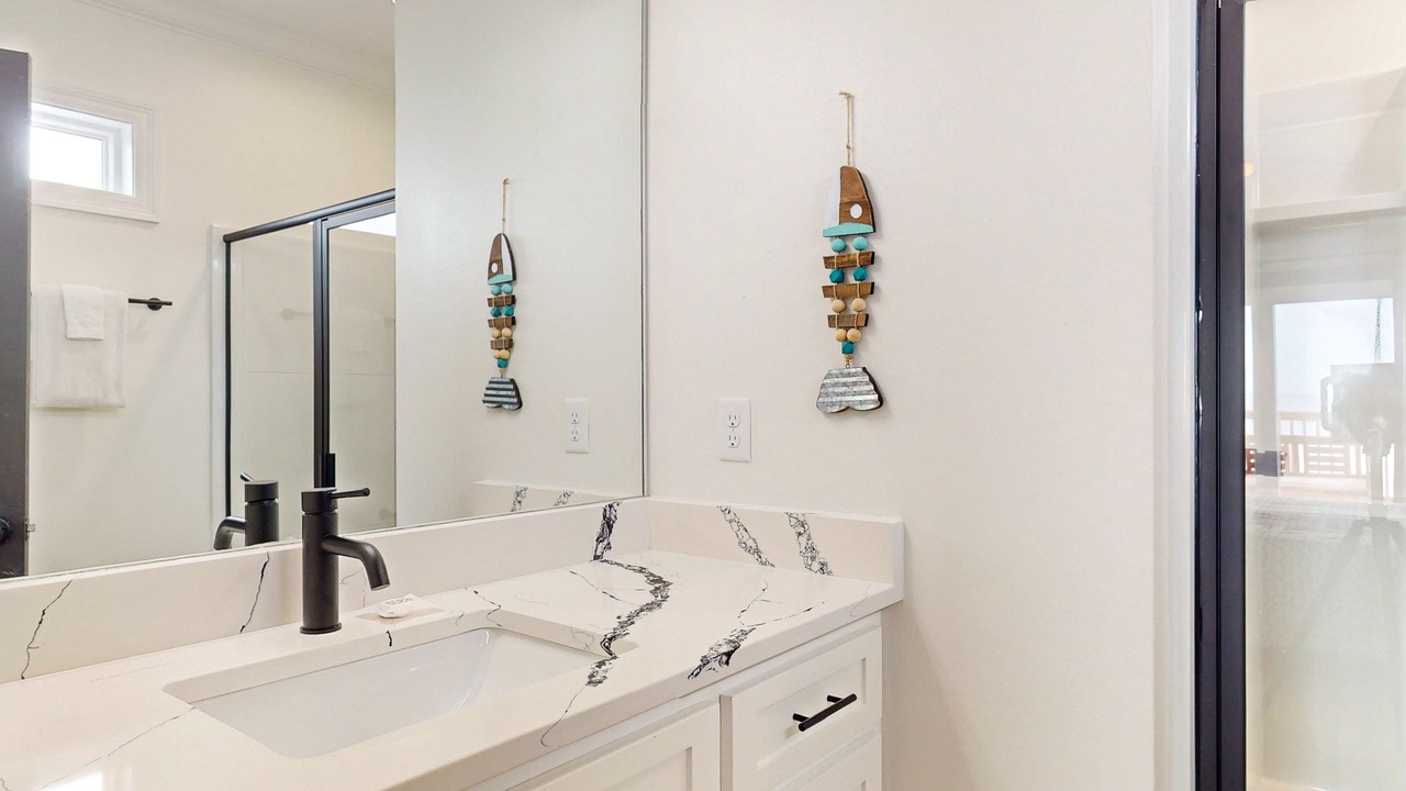 Photo of Bathroom in Audubon Place