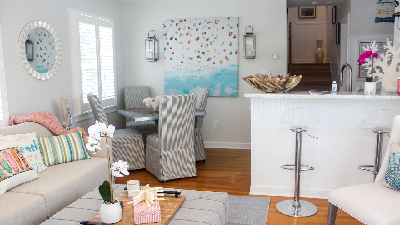 Photo of Livingroom in Pass-a-Grille