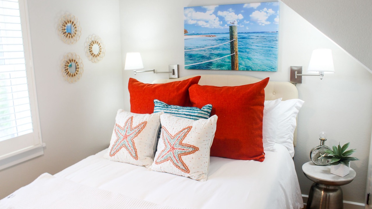 Photo of Bedroom in Pass-a-Grille
