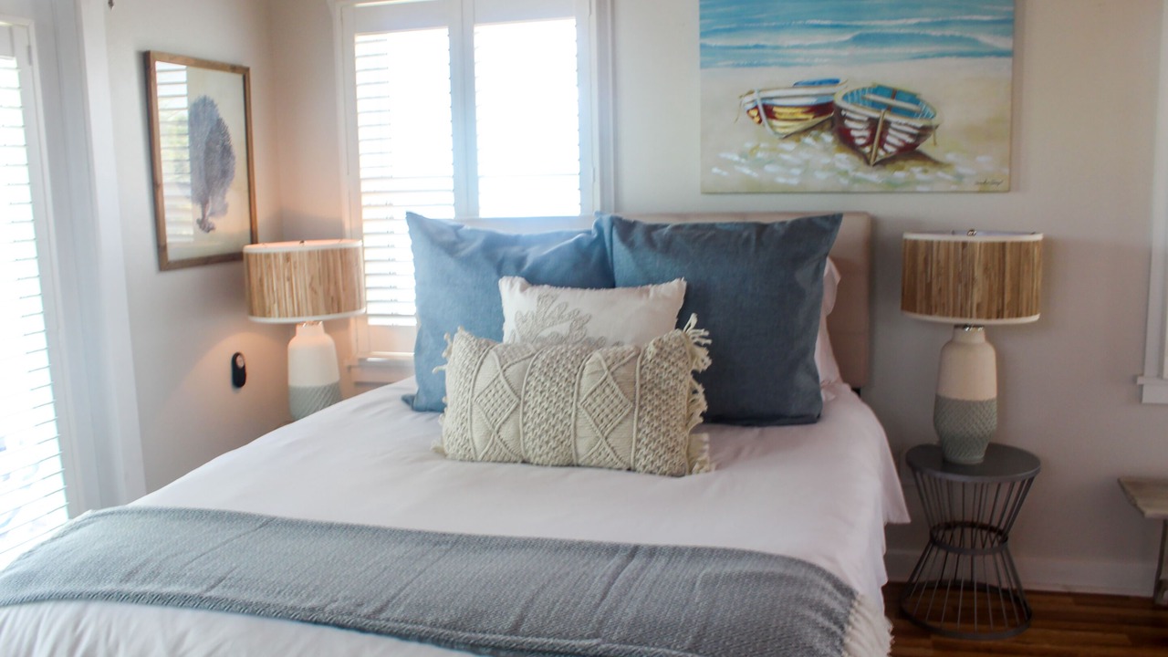 Photo of Bedroom in Pass-a-Grille