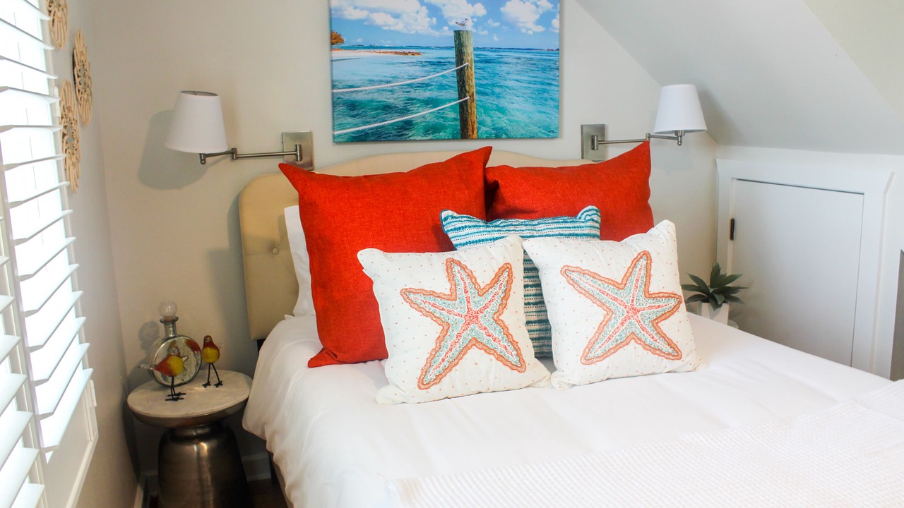 Photo of Bedroom in Pass-a-Grille