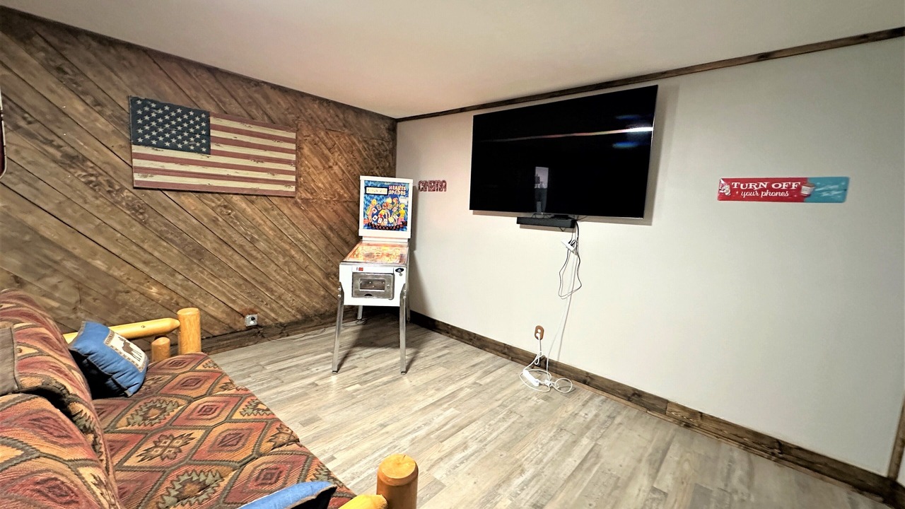 Photo of Livingroom in Oliver Springs