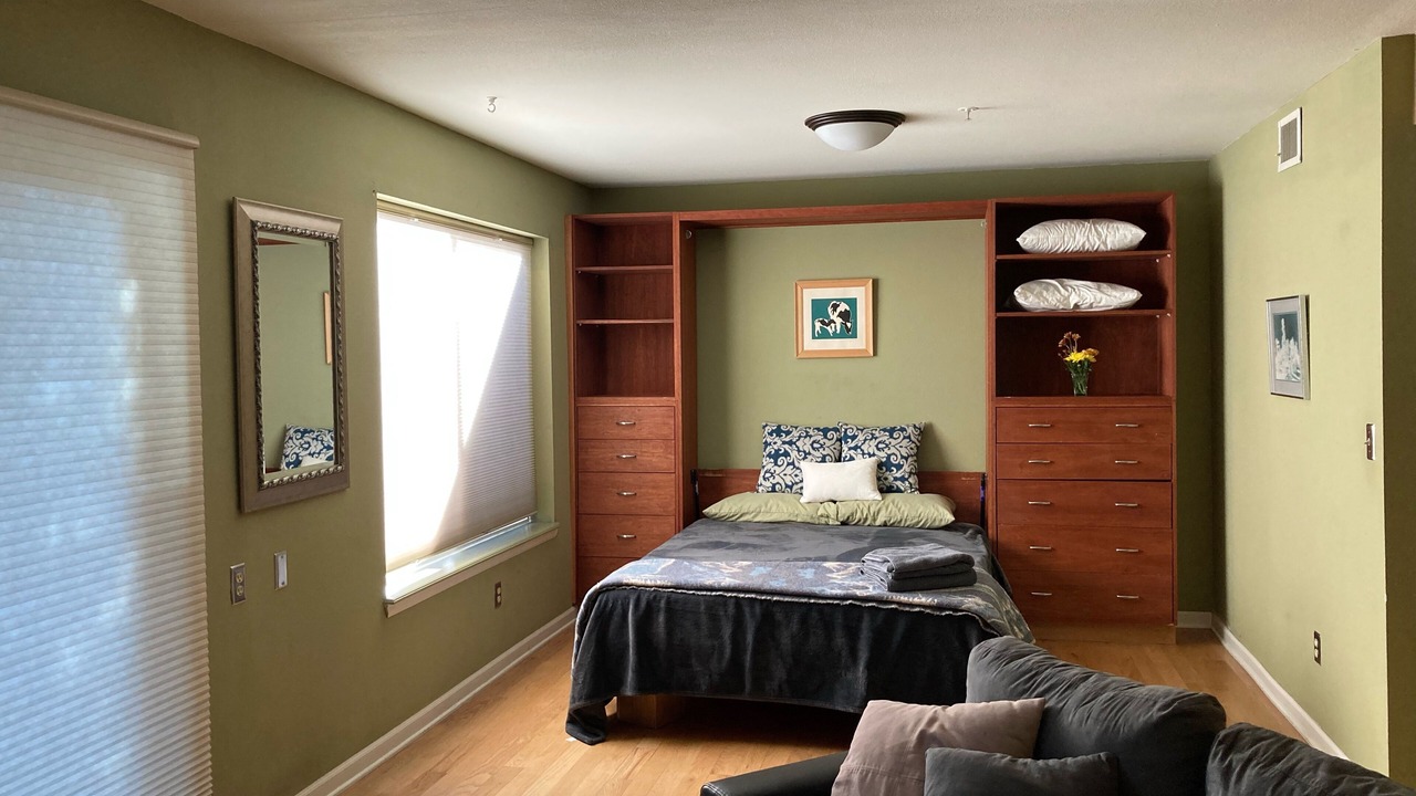 Photo of Bedroom in Old North Boulder