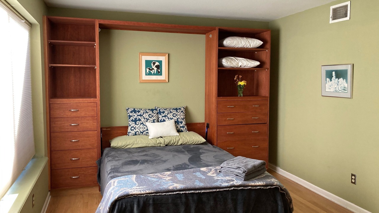 Photo of Bedroom in Old North Boulder