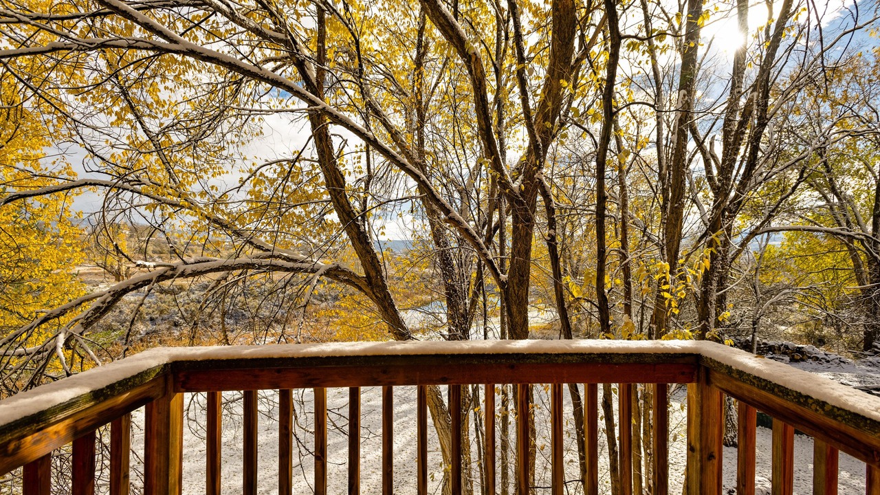 Photo of Patio Balcony in Glenwood Springs