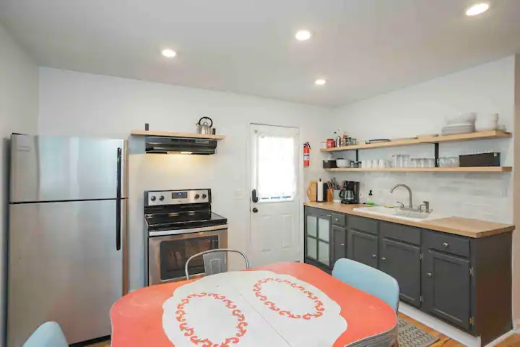 Photo of Kitchen in North Capitol