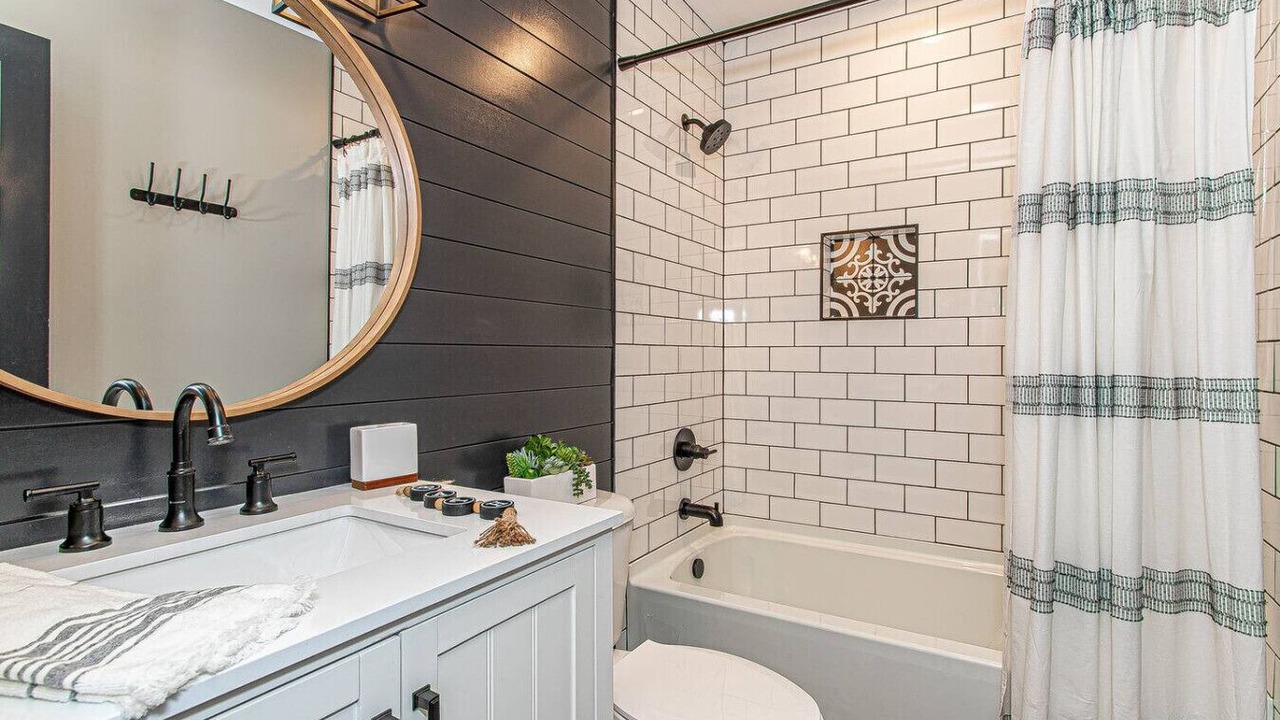 Photo of Bathroom in Knoxville