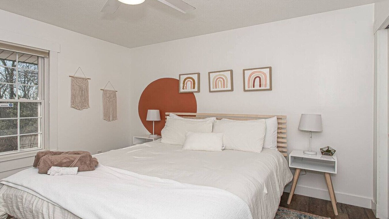 Photo of Bedroom in Ashley Oaks