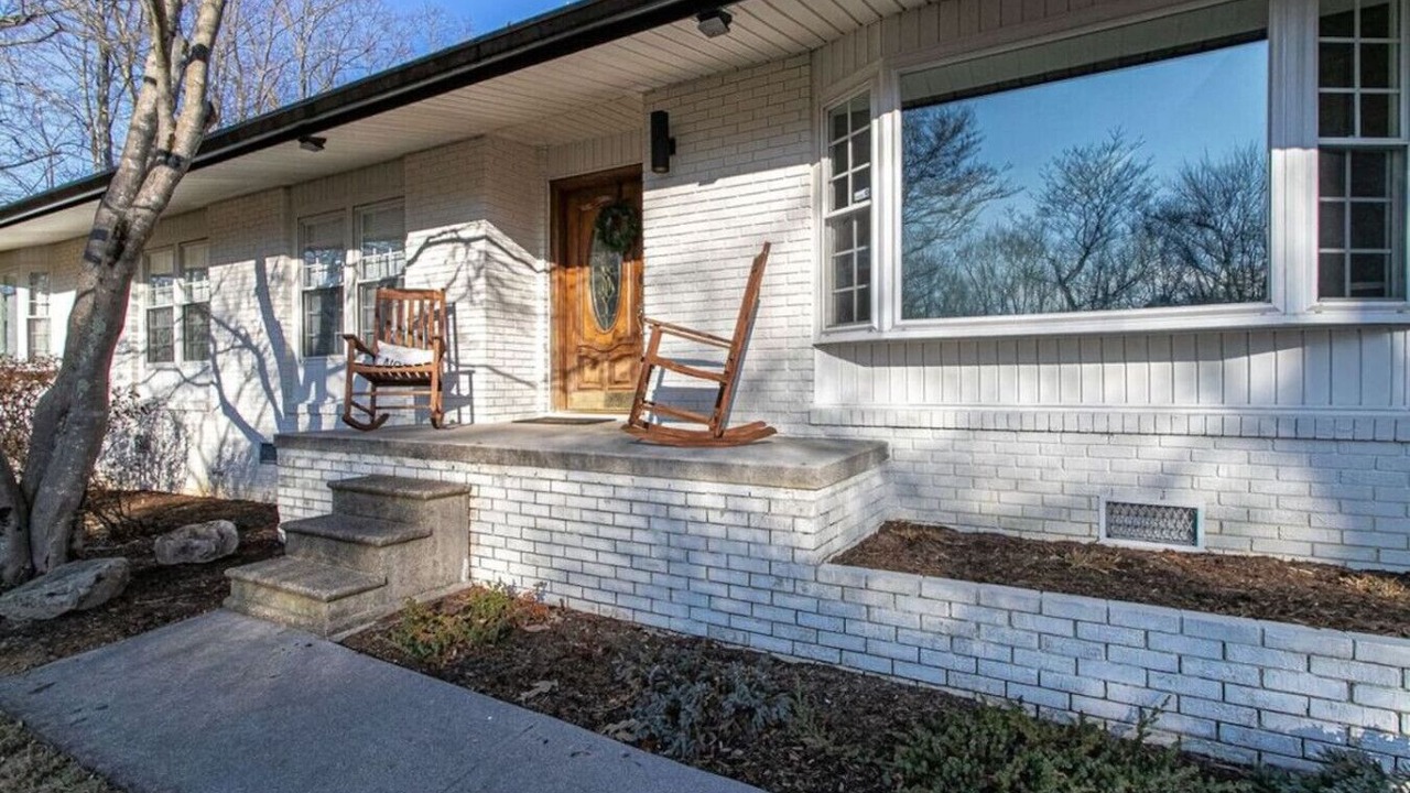 Photo of Outdoor in Ashley Oaks