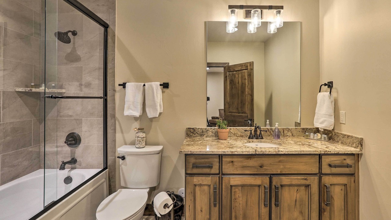 Photo of Bathroom in Golden